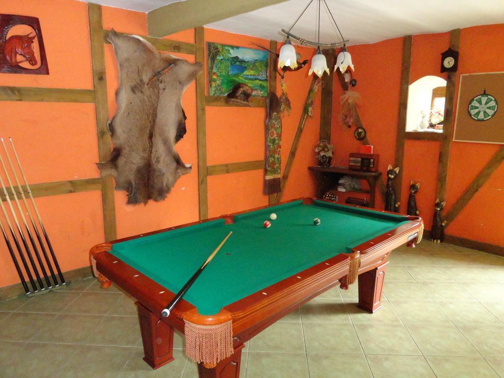 Zagroda Cztery Wiatry Sadry Ngoại thất bức ảnh